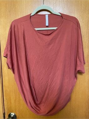 Athleta Drapey Rust Dolman Sleeve Women's Top, size XS